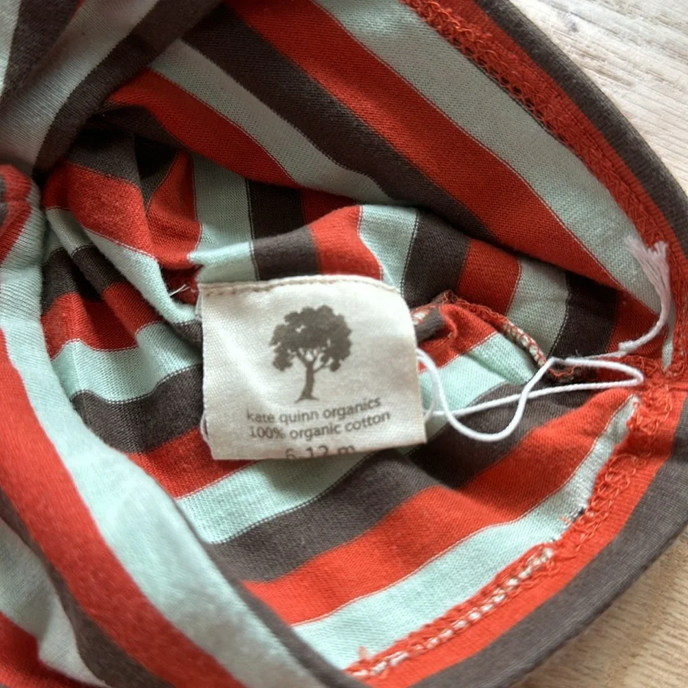 Kate Quinn striped baby beanie size 6-12 months excellent used condition EUC